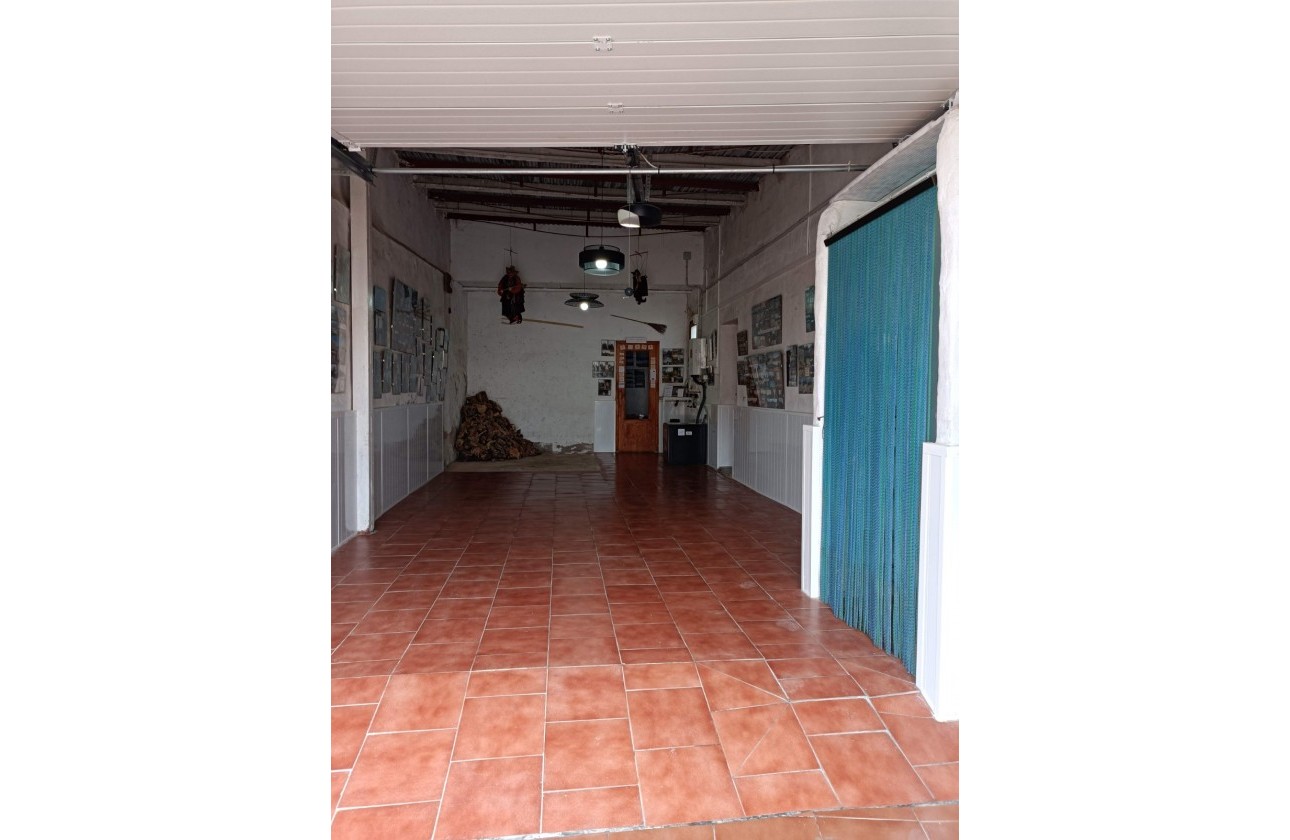 Resale - Villa - Pinoso - Inland
