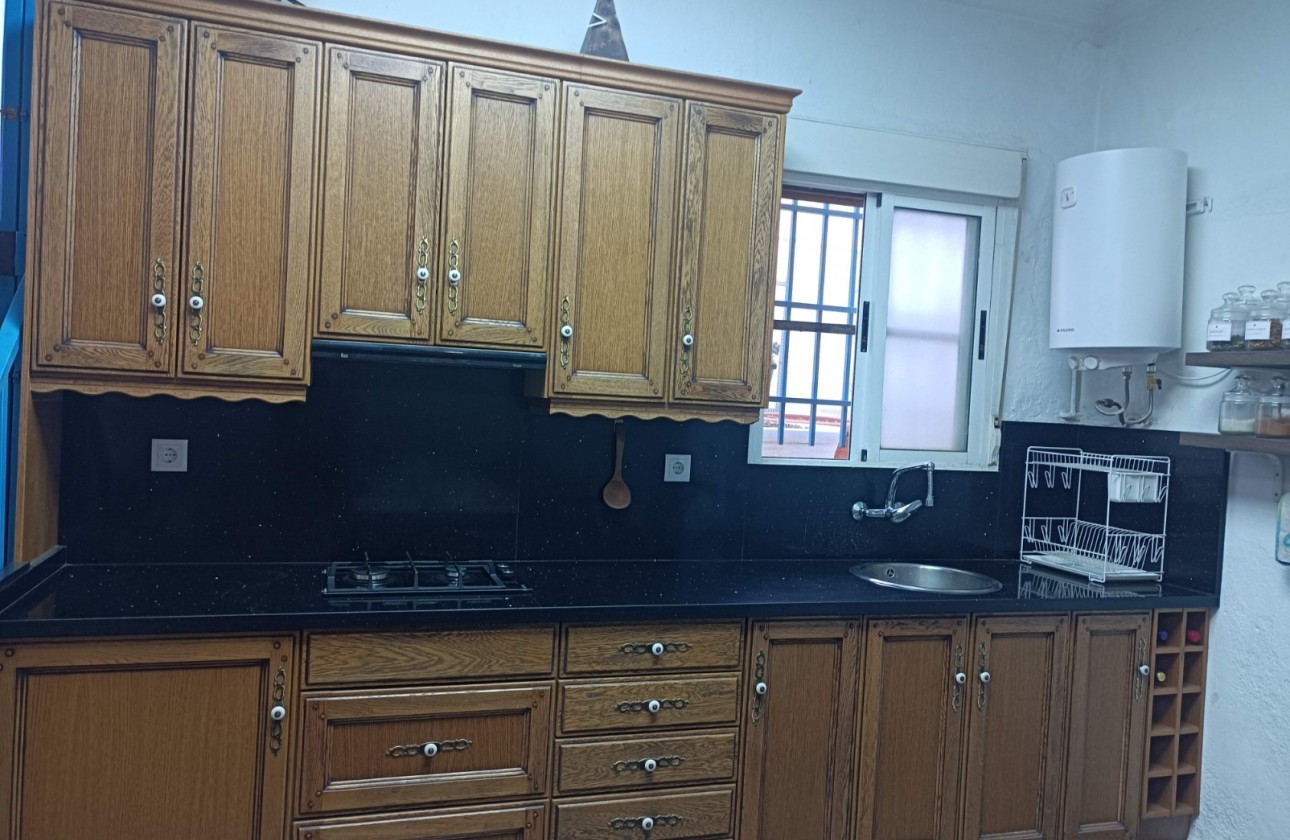Resale - Villa - Pinoso - Inland