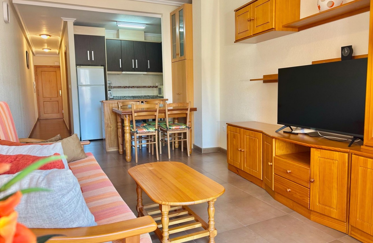 Resale - Apartment / flat - Torrevieja - Centro