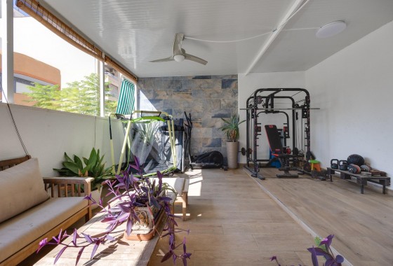 Resale - Villa - Torrevieja - Centro