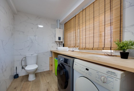 Resale - Villa - Torrevieja - Centro