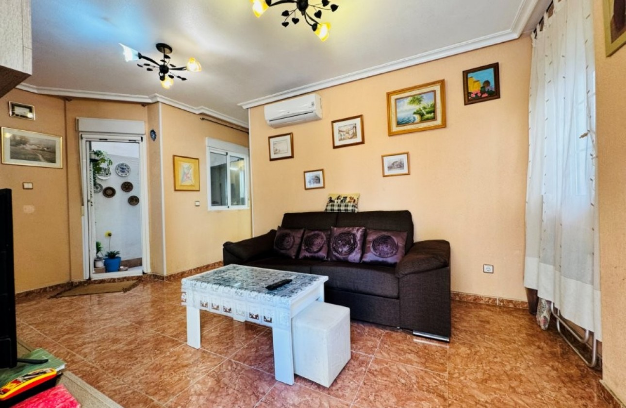 Reventa - Apartamento / piso - La Mata - Costa Blanca
