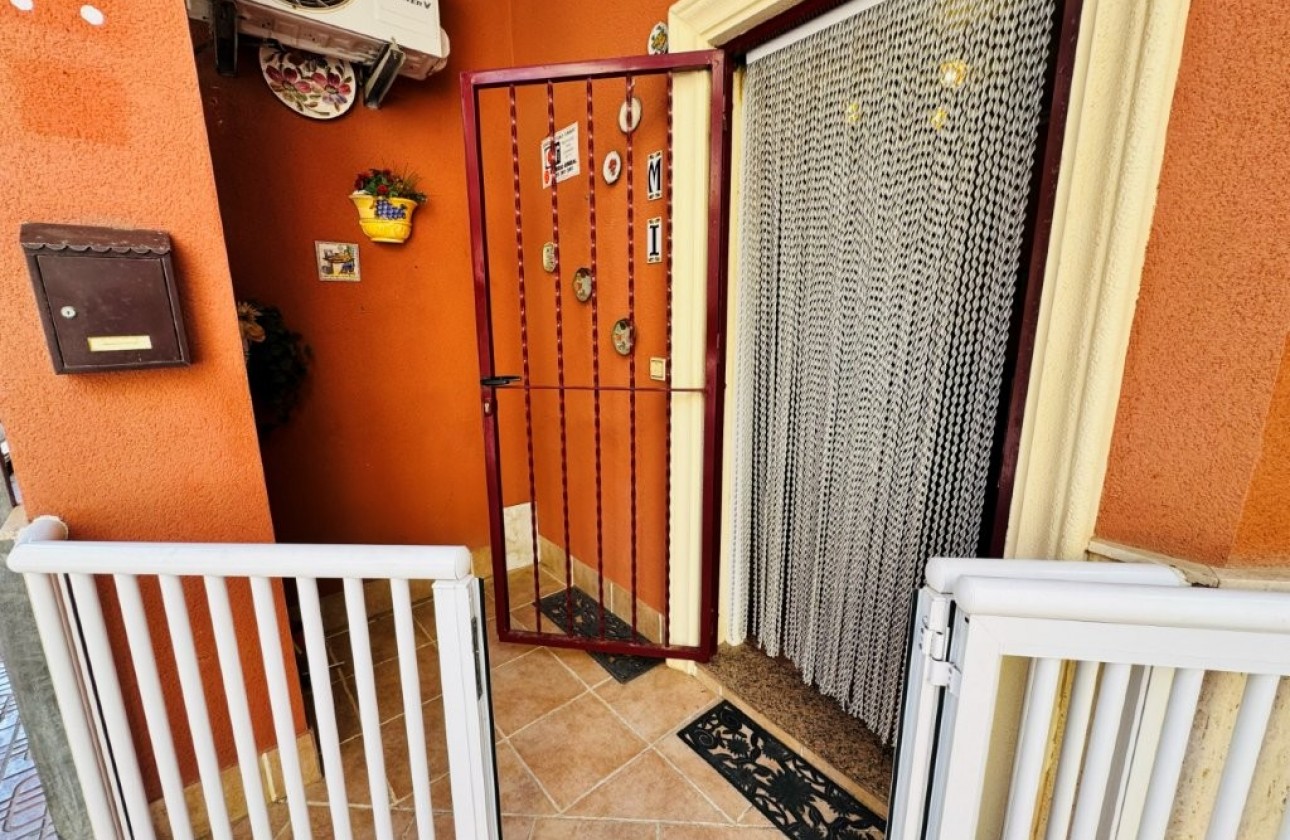 Reventa - Apartamento / piso - La Mata - Costa Blanca