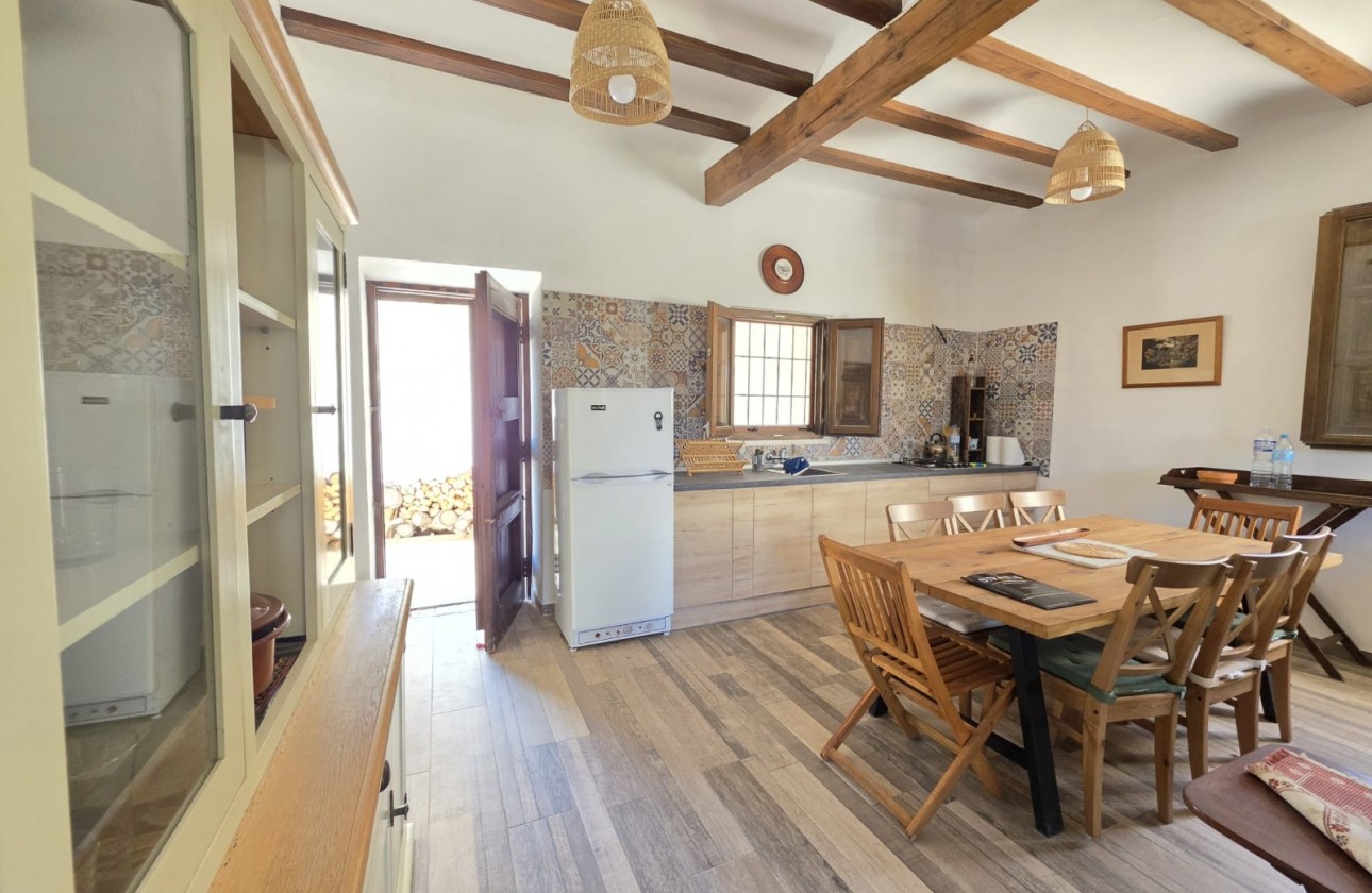 Resale - Property - Villena - Inland