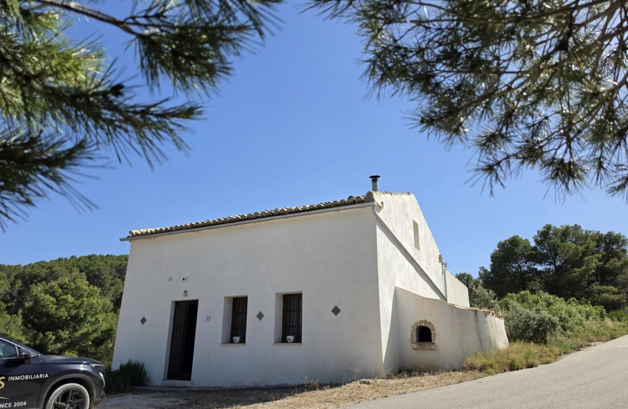 Resale - Property - Villena - Inland