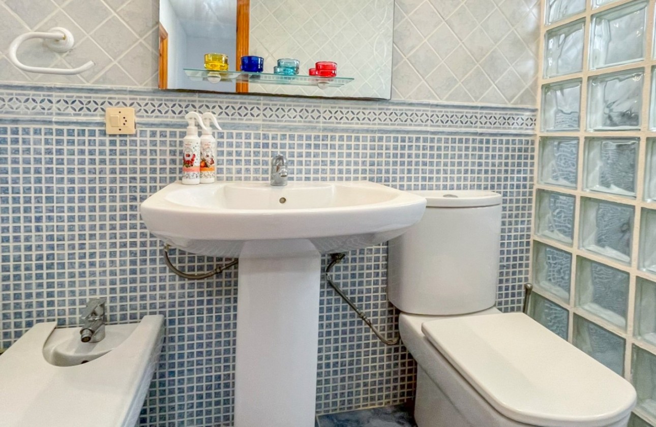 Revente - Villa - Orihuela Costa - Costa Blanca
