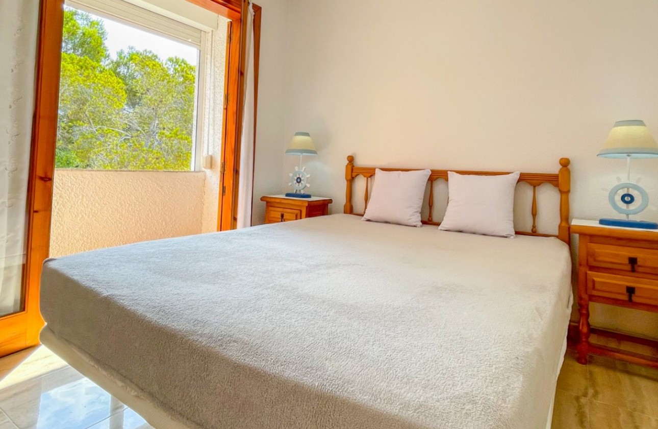 Revente - Villa - Orihuela Costa - Costa Blanca