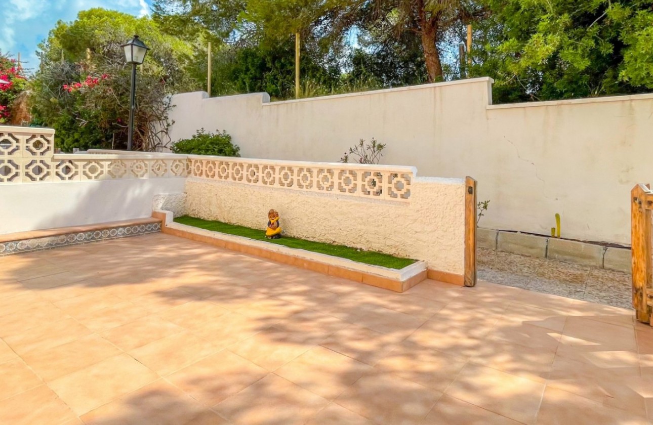 Revente - Villa - Orihuela Costa - Costa Blanca