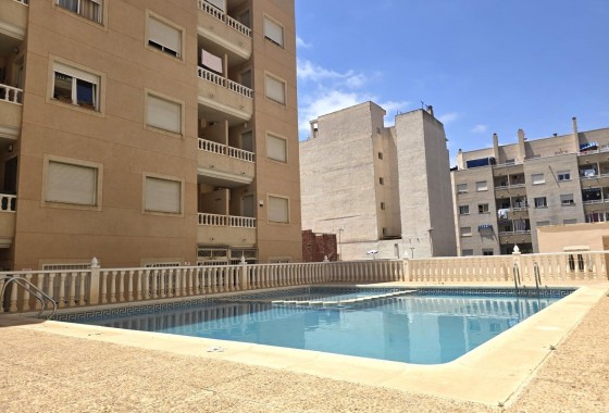 Reventa - Apartamento / piso - Torrevieja - Parque las naciones