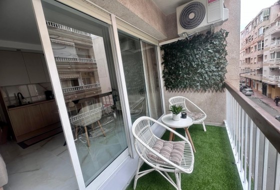 Revente - Appartement - Torrevieja - Estacion de autobuses