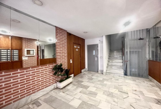 Revente - Appartement - Torrevieja - Estacion de autobuses