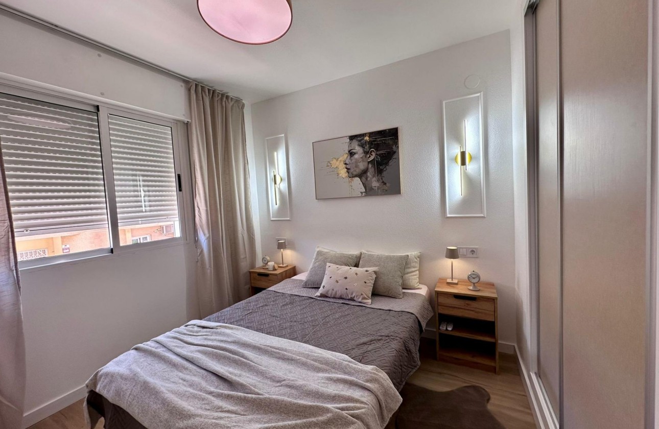 Reventa - Apartamento / piso - Torrevieja - Habaneras