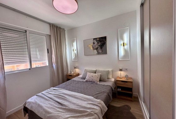 Reventa - Apartamento / piso - Torrevieja - Habaneras