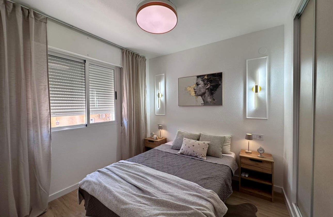 Reventa - Apartamento / piso - Torrevieja - Habaneras