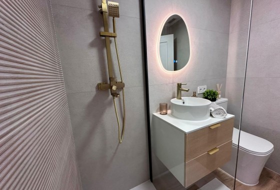 Reventa - Apartamento / piso - Torrevieja - Habaneras