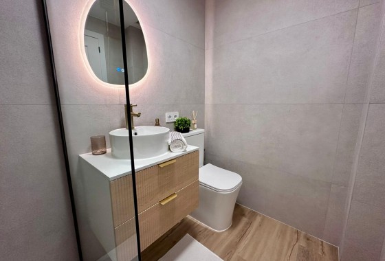 Reventa - Apartamento / piso - Torrevieja - Habaneras