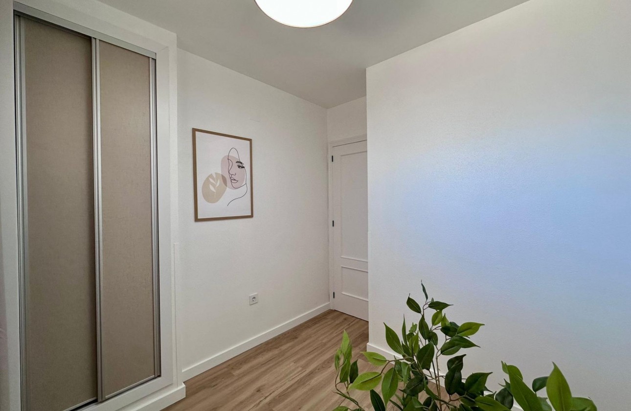 Reventa - Apartamento / piso - Torrevieja - Habaneras