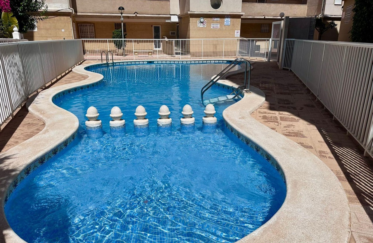 Reventa - Apartamento / piso - Torrevieja - Habaneras