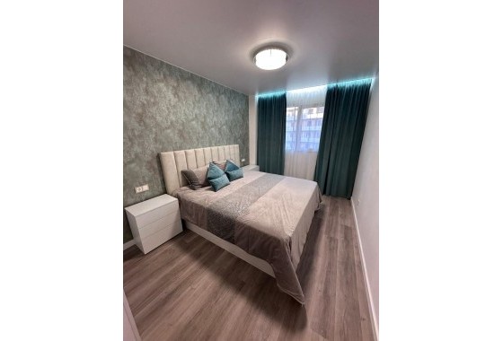 Resale - Apartment / flat - Torrevieja - Estacion de autobuses