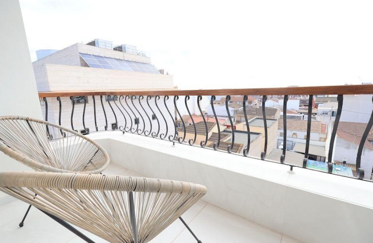 Resale - Apartment / flat - Pilar de la Horadada - Costa Blanca