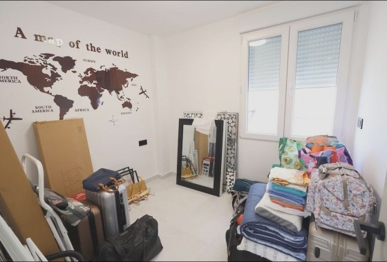 Resale - Apartment / flat - Pilar de la Horadada - Costa Blanca