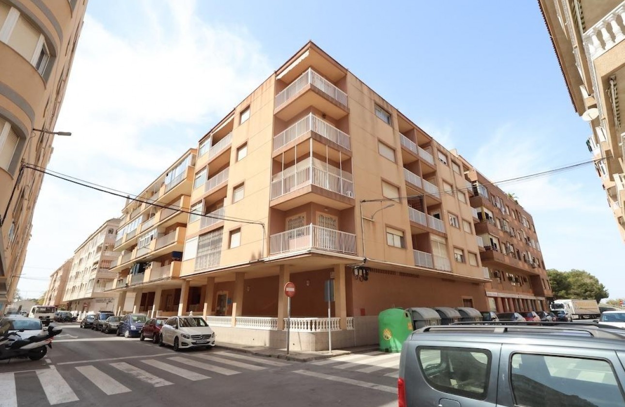 Resale - Apartment / flat - Torrevieja - Costa Blanca