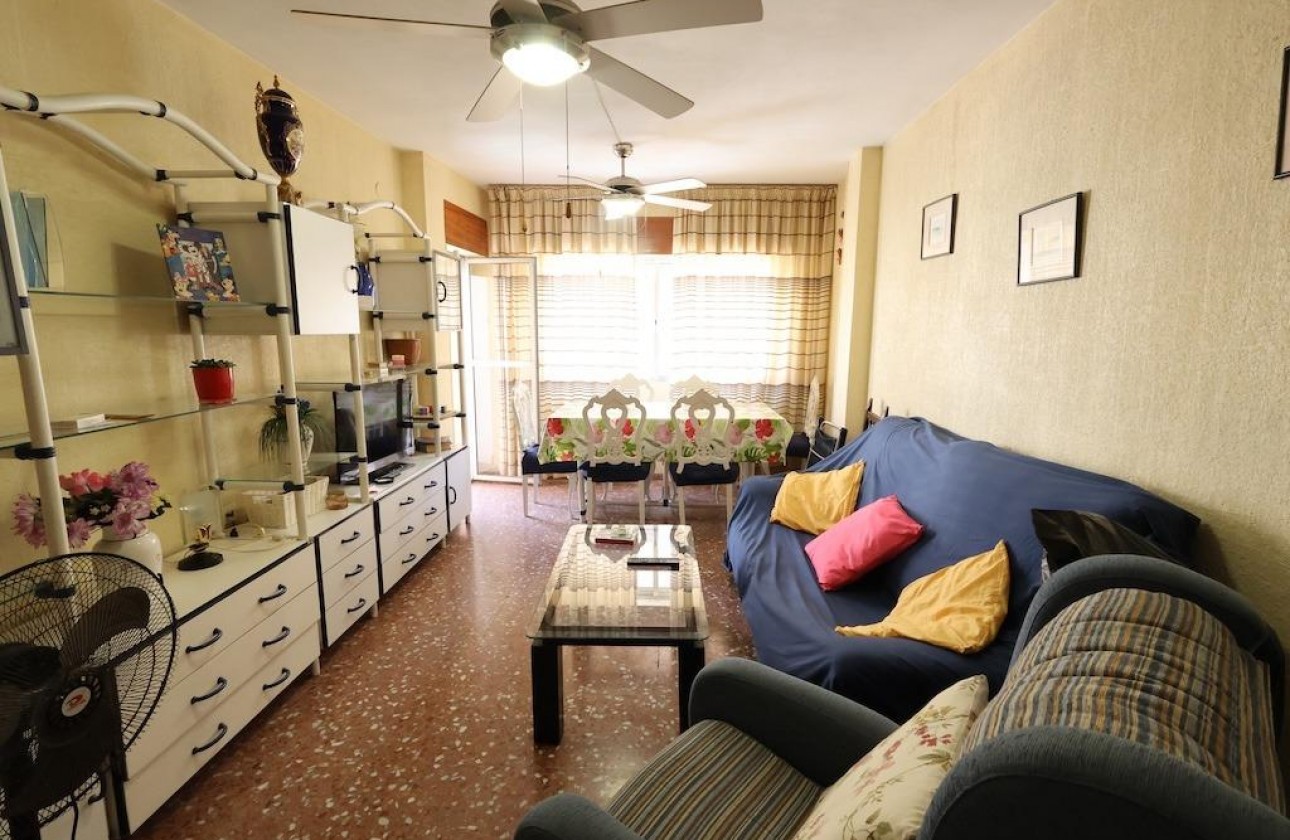 Resale - Apartment / flat - Torrevieja - Costa Blanca