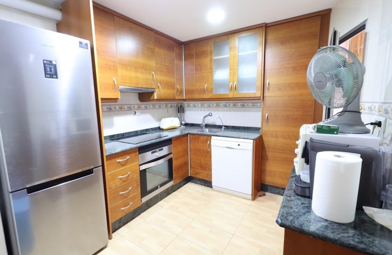 Resale - Apartment / flat - Torrevieja - Costa Blanca