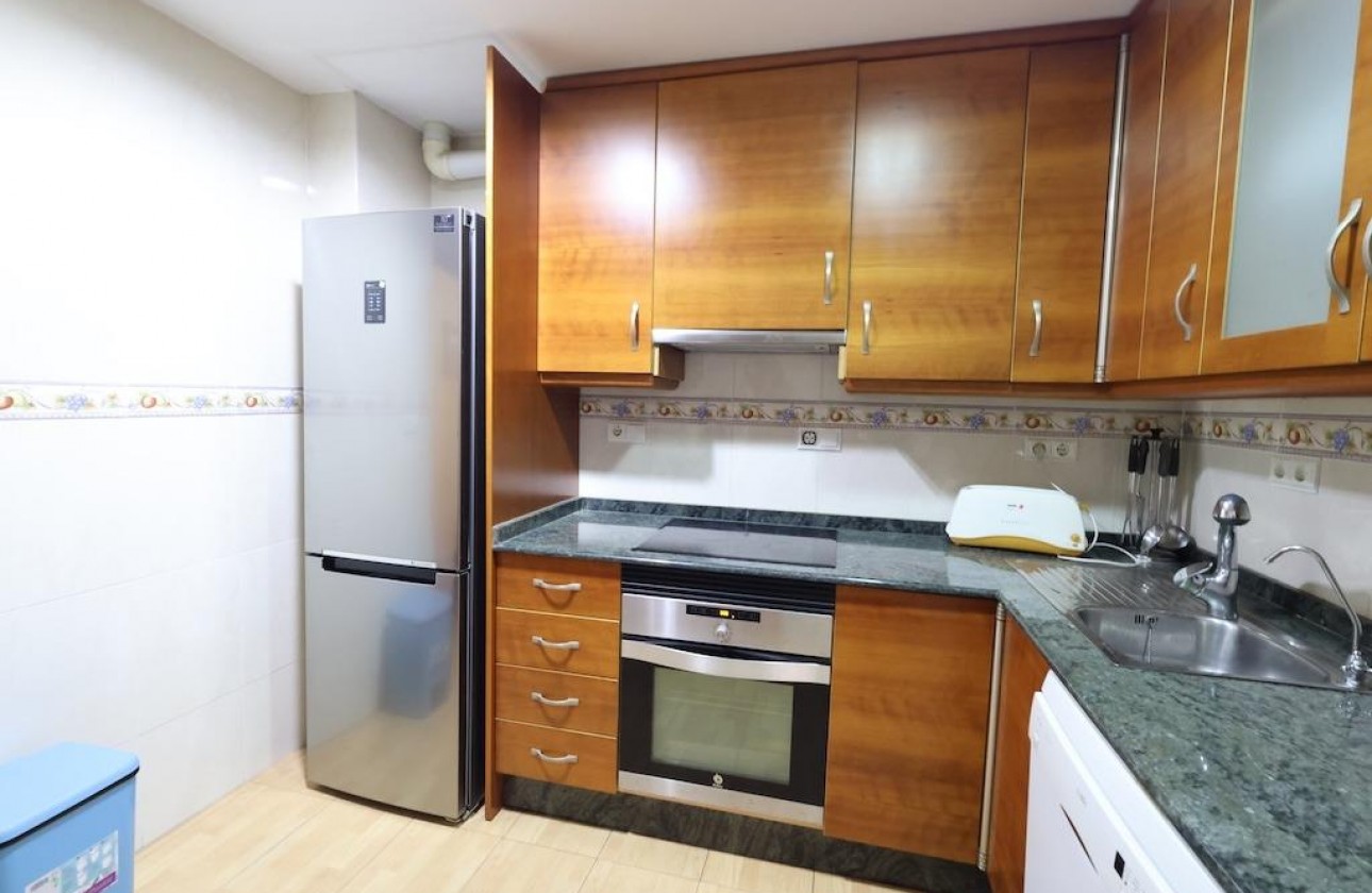 Resale - Apartment / flat - Torrevieja - Costa Blanca