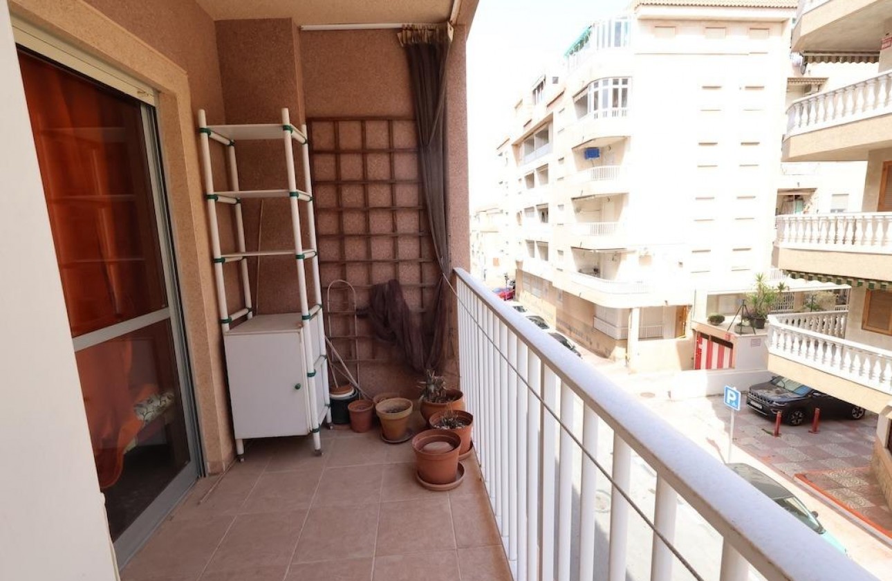 Resale - Apartment / flat - Torrevieja - Costa Blanca