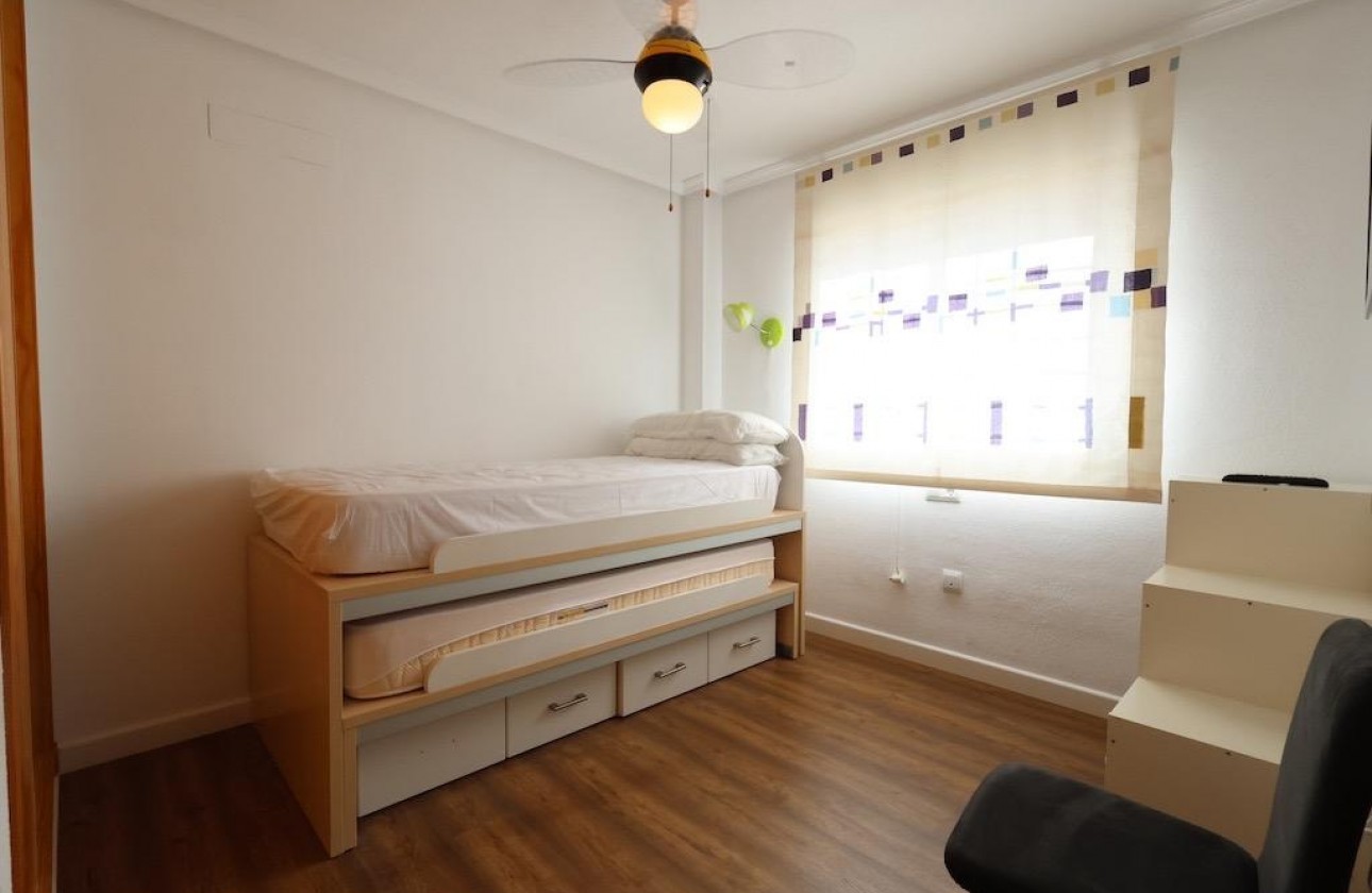 Resale - Penthouse - Pilar de la Horadada - Costa Blanca