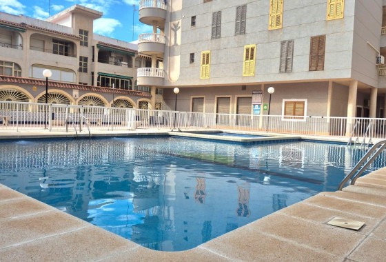 Reventa - Apartamento / piso - Torrevieja - Acequion