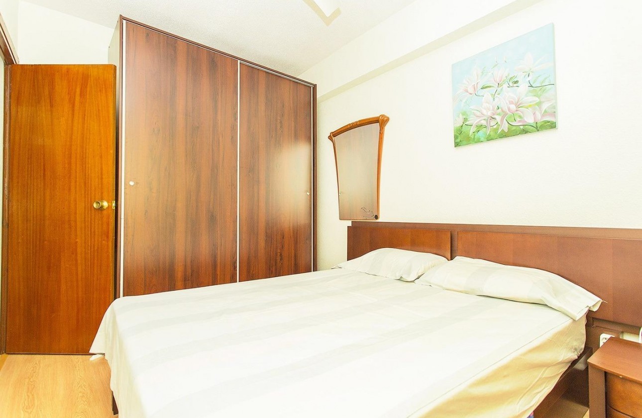 Resale - Apartment / flat - Torrevieja - Playa del Cura