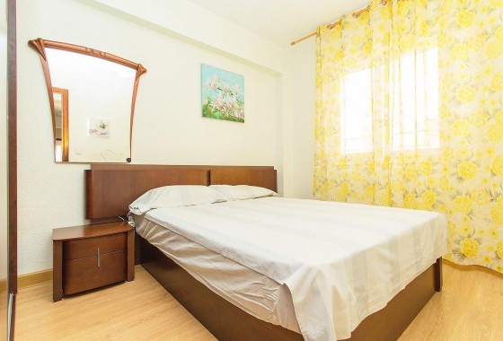 Resale - Apartment / flat - Torrevieja - Playa del Cura