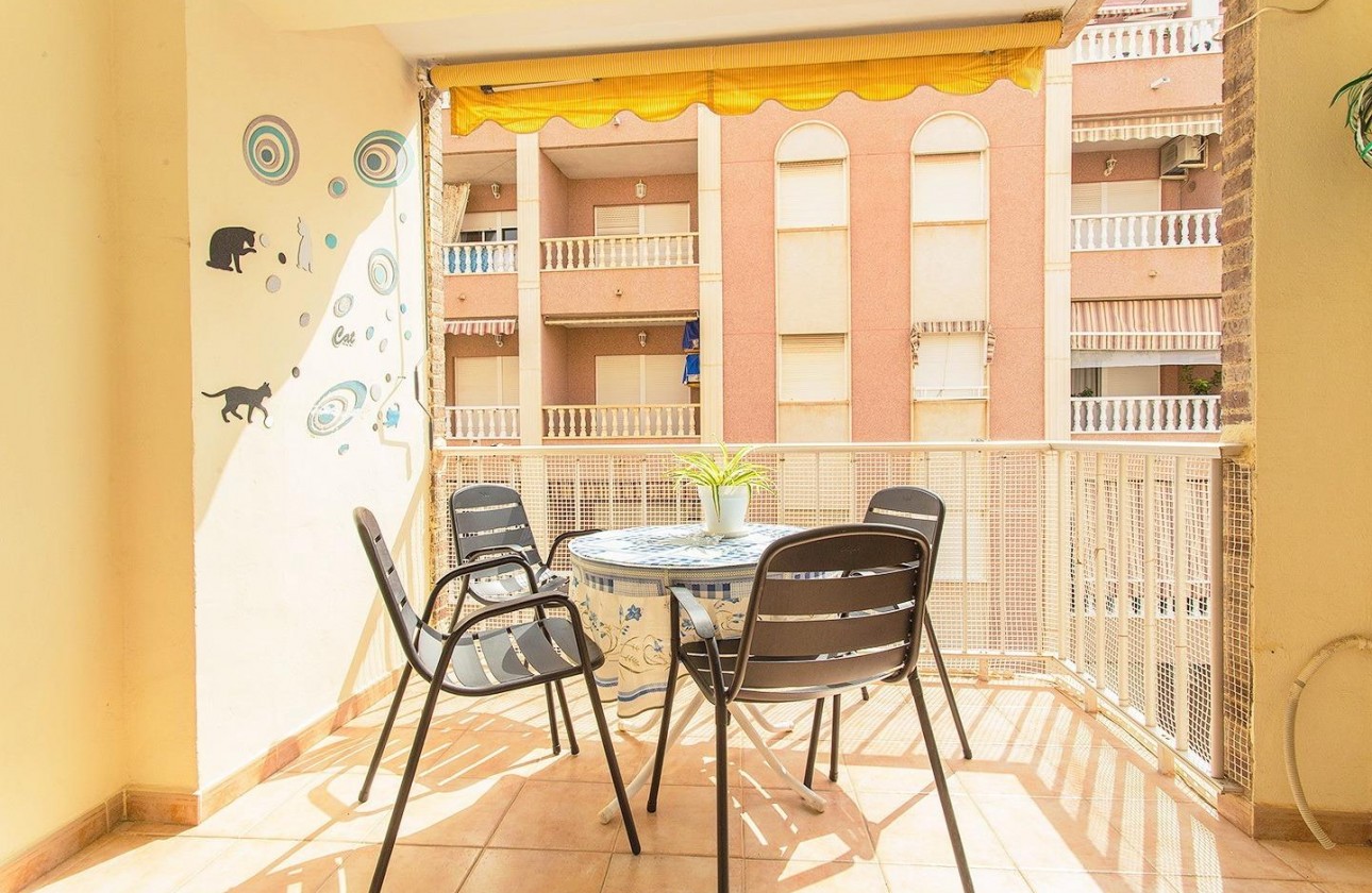 Resale - Apartment / flat - Torrevieja - Playa del Cura