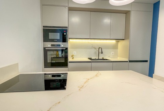 Resale - Apartment / flat - Torrevieja - Costa Blanca