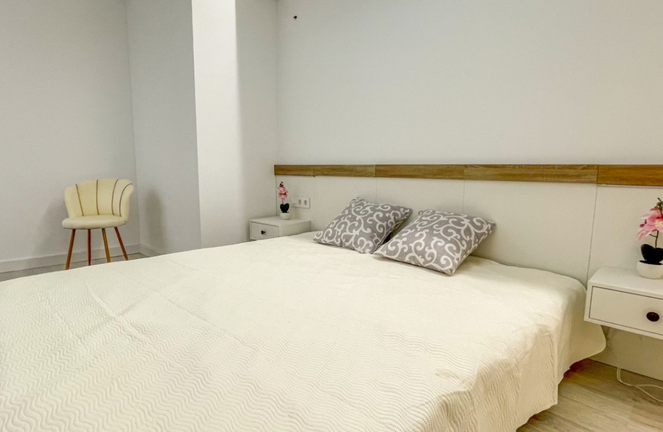 Resale - Apartment / flat - Torrevieja - Costa Blanca