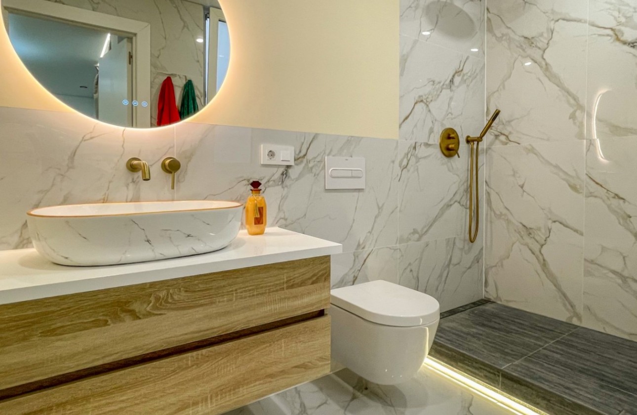 Resale - Apartment / flat - Torrevieja - Costa Blanca