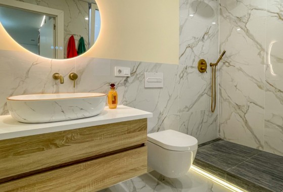 Resale - Apartment / flat - Torrevieja - Costa Blanca