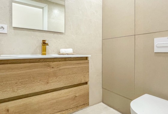 Resale - Apartment / flat - Torrevieja - Costa Blanca