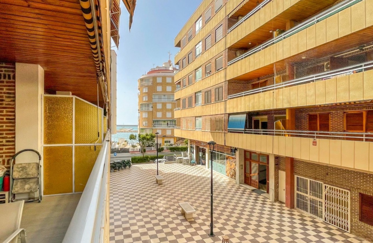 Resale - Apartment / flat - Torrevieja - Costa Blanca
