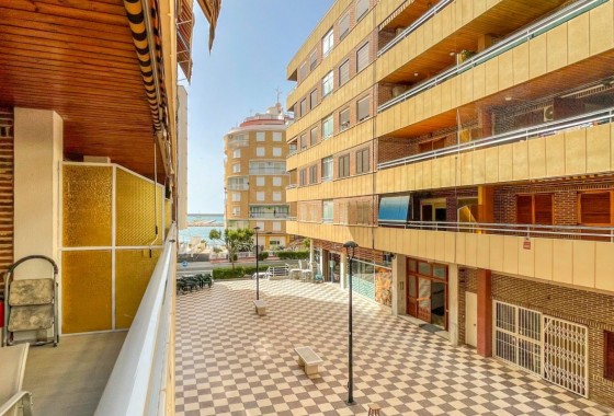 Resale - Apartment / flat - Torrevieja - Costa Blanca