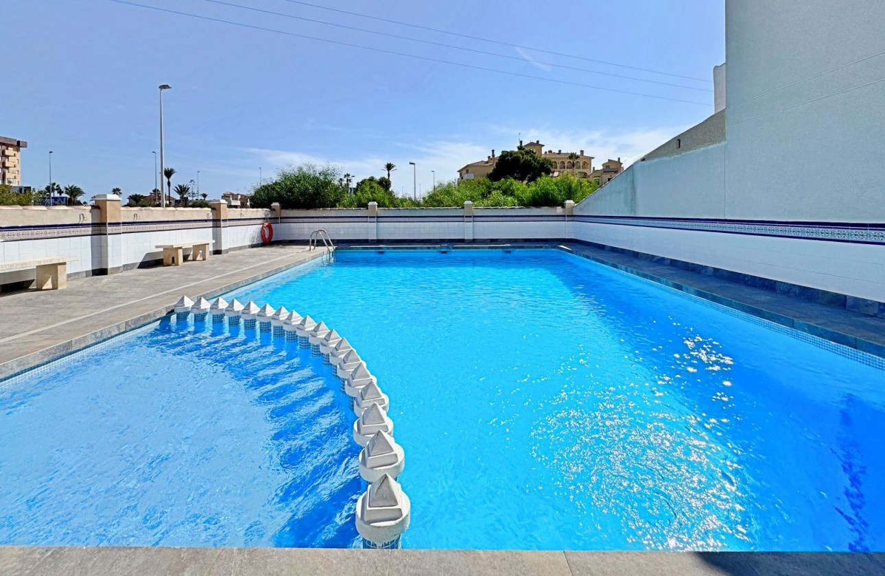 Resale - Apartment / flat - Orihuela Costa - Costa Blanca