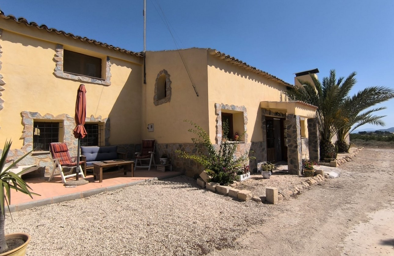 Resale - Villa - Chinorlet - Inland