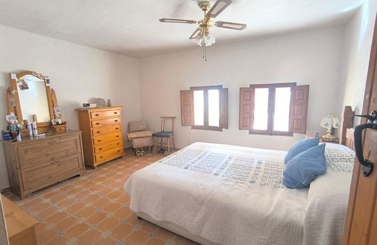 Resale - Villa - Chinorlet - Inland
