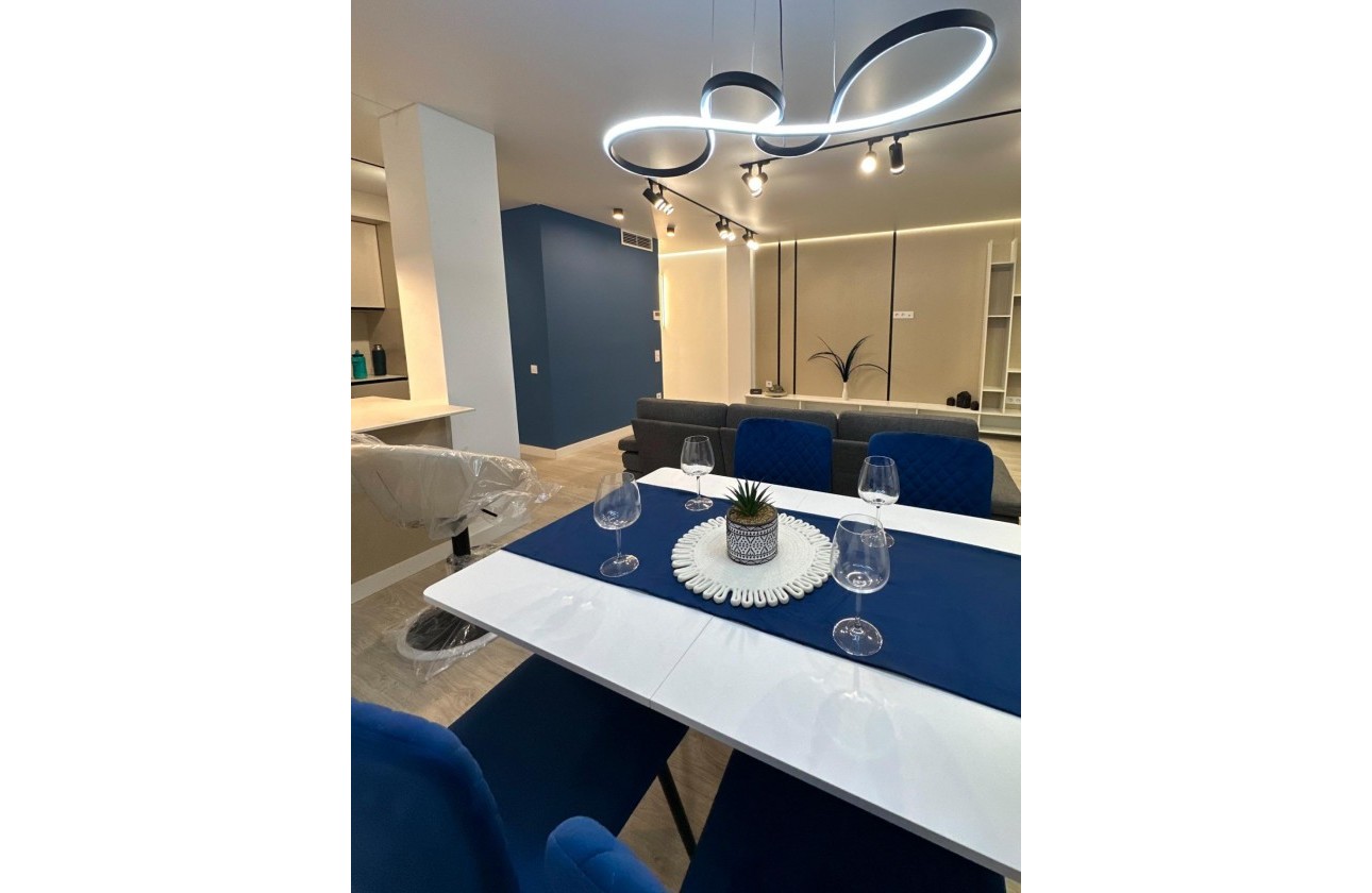 Reventa - Apartamento / piso - Torrevieja - El Acequión - Los Náufragos