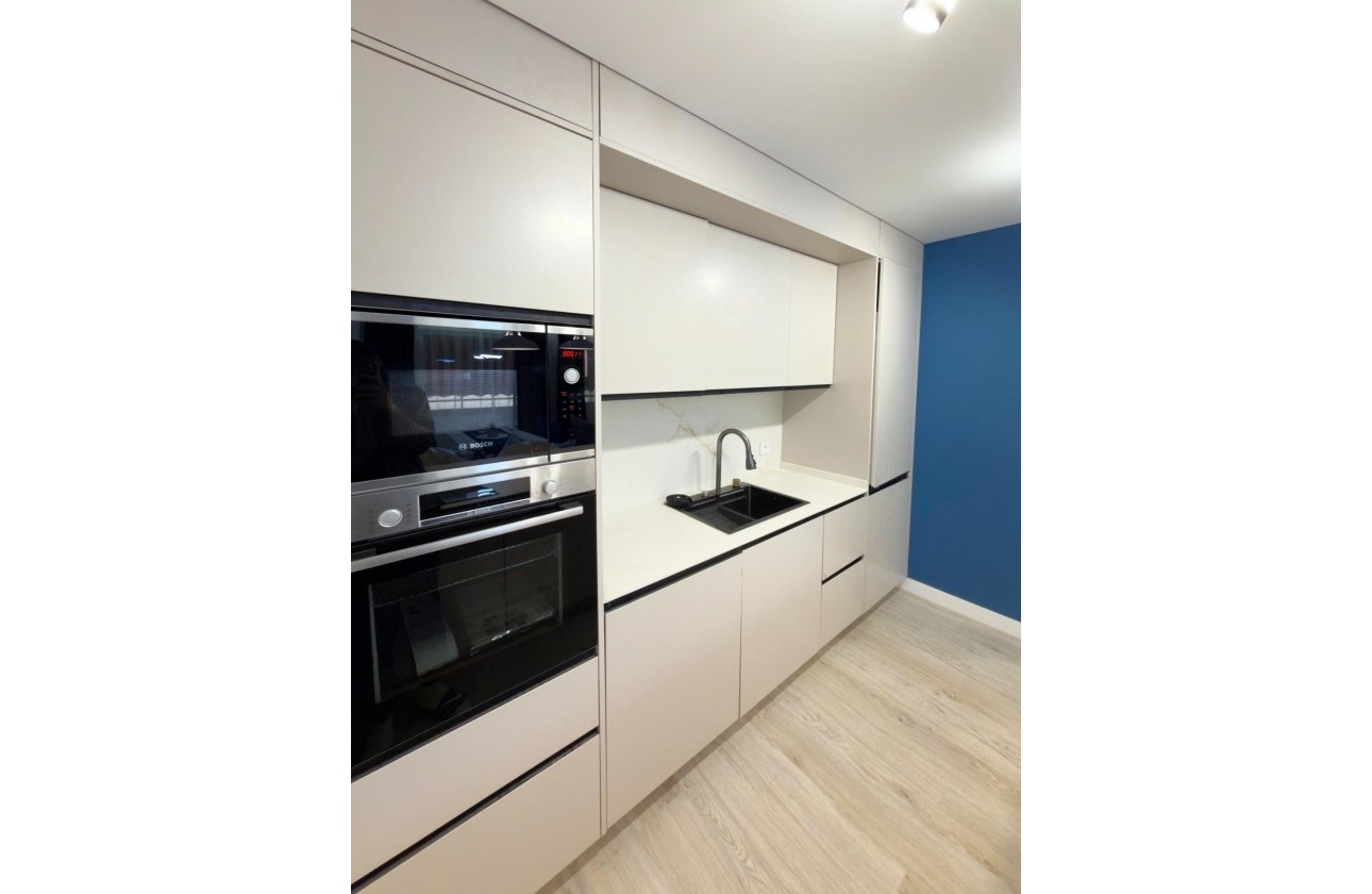 Reventa - Apartamento / piso - Torrevieja - El Acequión - Los Náufragos