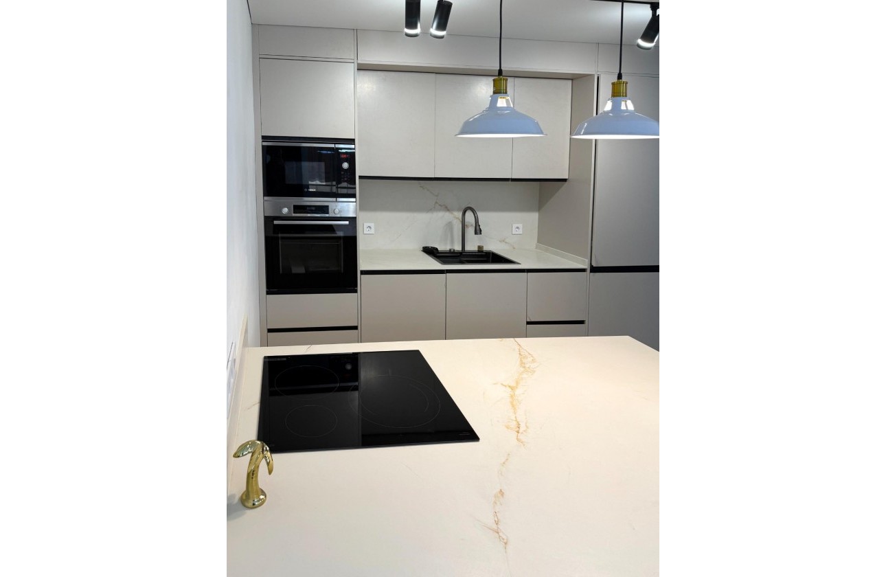 Reventa - Apartamento / piso - Torrevieja - El Acequión - Los Náufragos