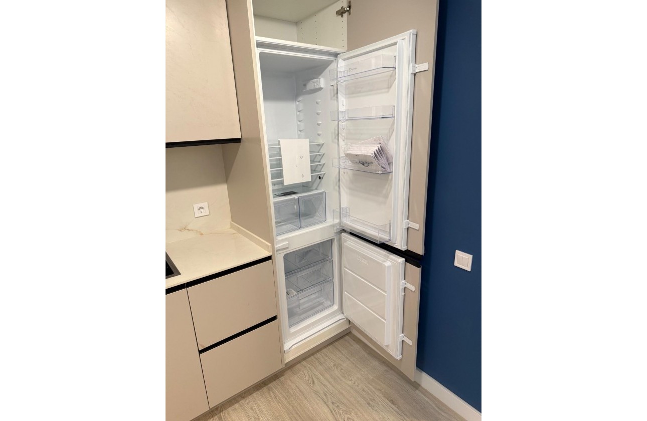 Reventa - Apartamento / piso - Torrevieja - El Acequión - Los Náufragos