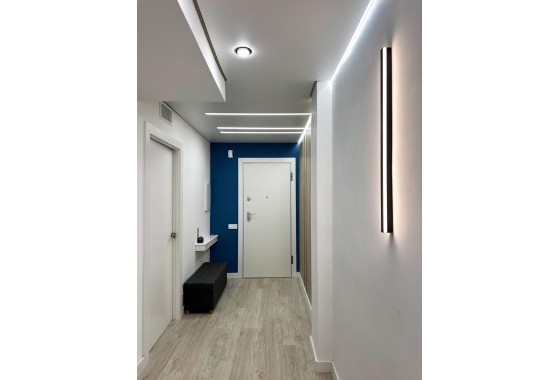 Reventa - Apartamento / piso - Torrevieja - El Acequión - Los Náufragos